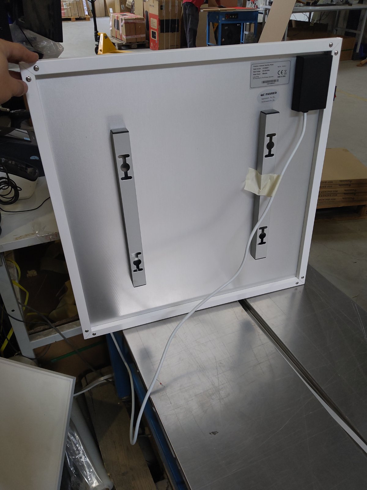 Tweedekans - QH-AK Serie infraroodpaneel 60 x 60cm - 350Watt - Default