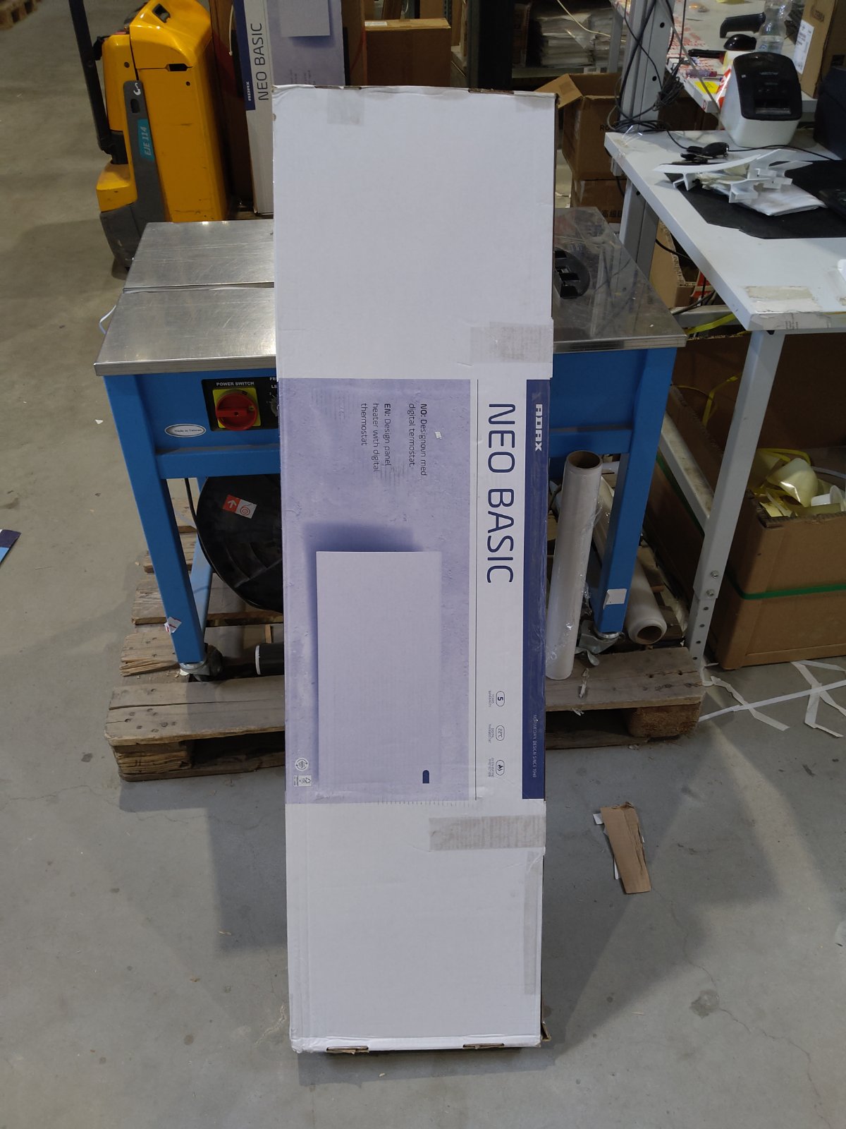 Tweedekans - Adax neo elektrische verwarming - 2000 Watt 37cm (h) x 140cm (b)-Zwart