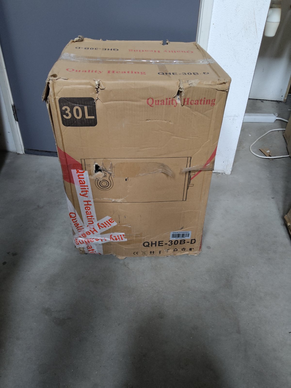 Tweedekans - Caravan elektrishe boiler 30Liter 12Volt - Default