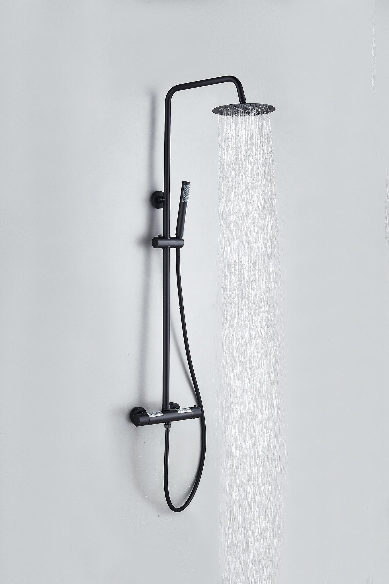 Ducha efecto lluvia de superficie cabezal 30 cm ducha termostática negro mate
