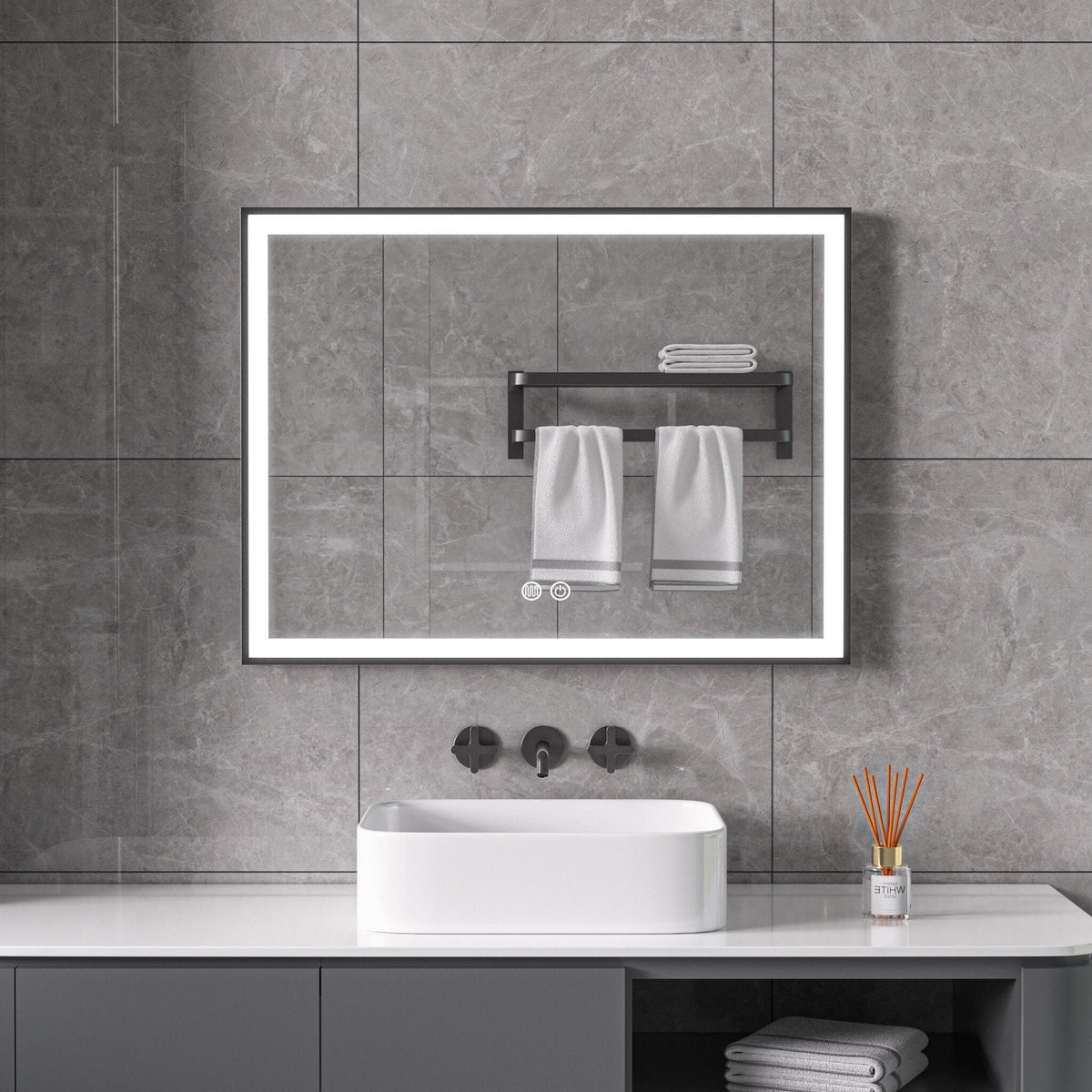 Specchio con cornice nera, LED, antiappannamento 60 x 60 cm