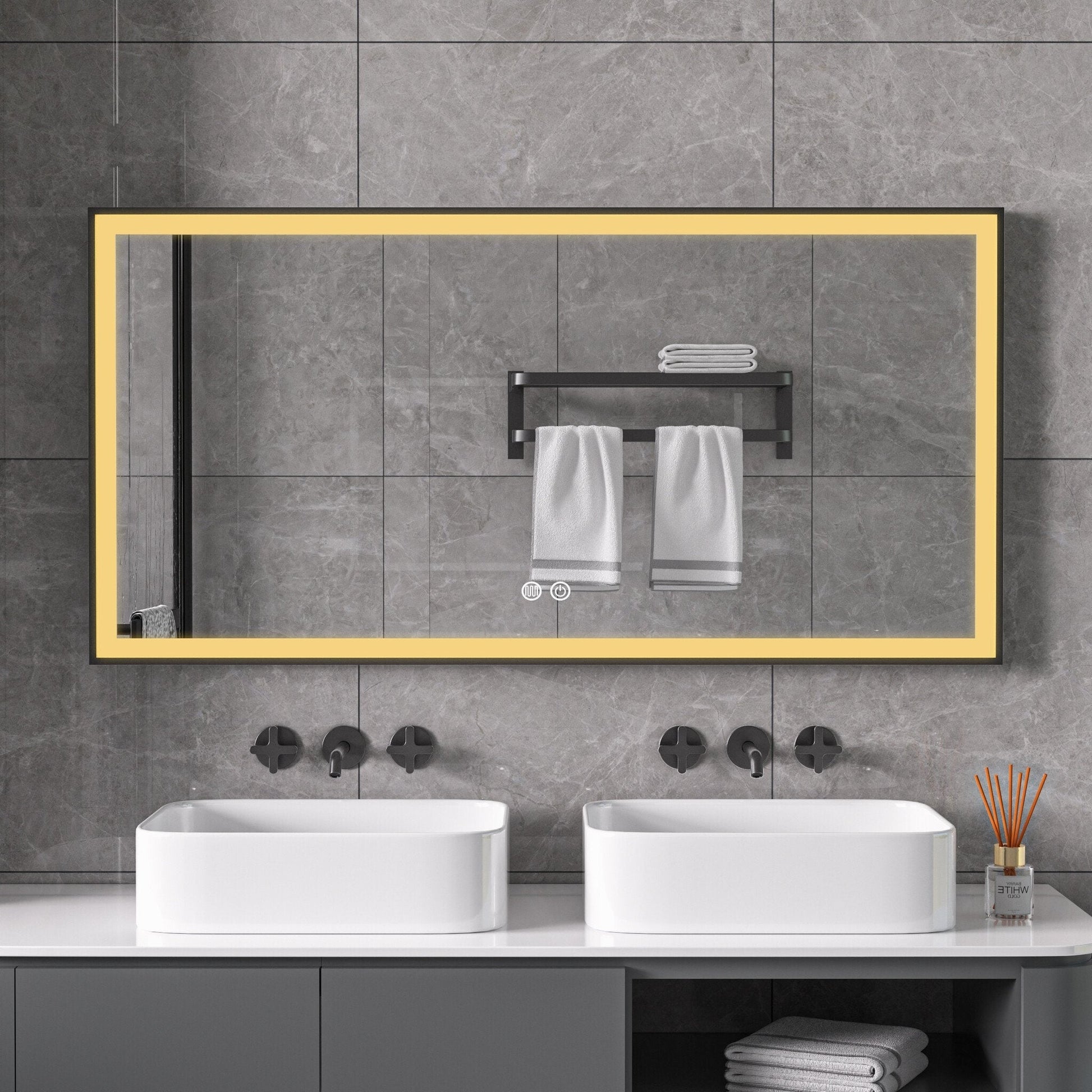 Espejo con marco negro, LED, antivaho 75 x 125cm